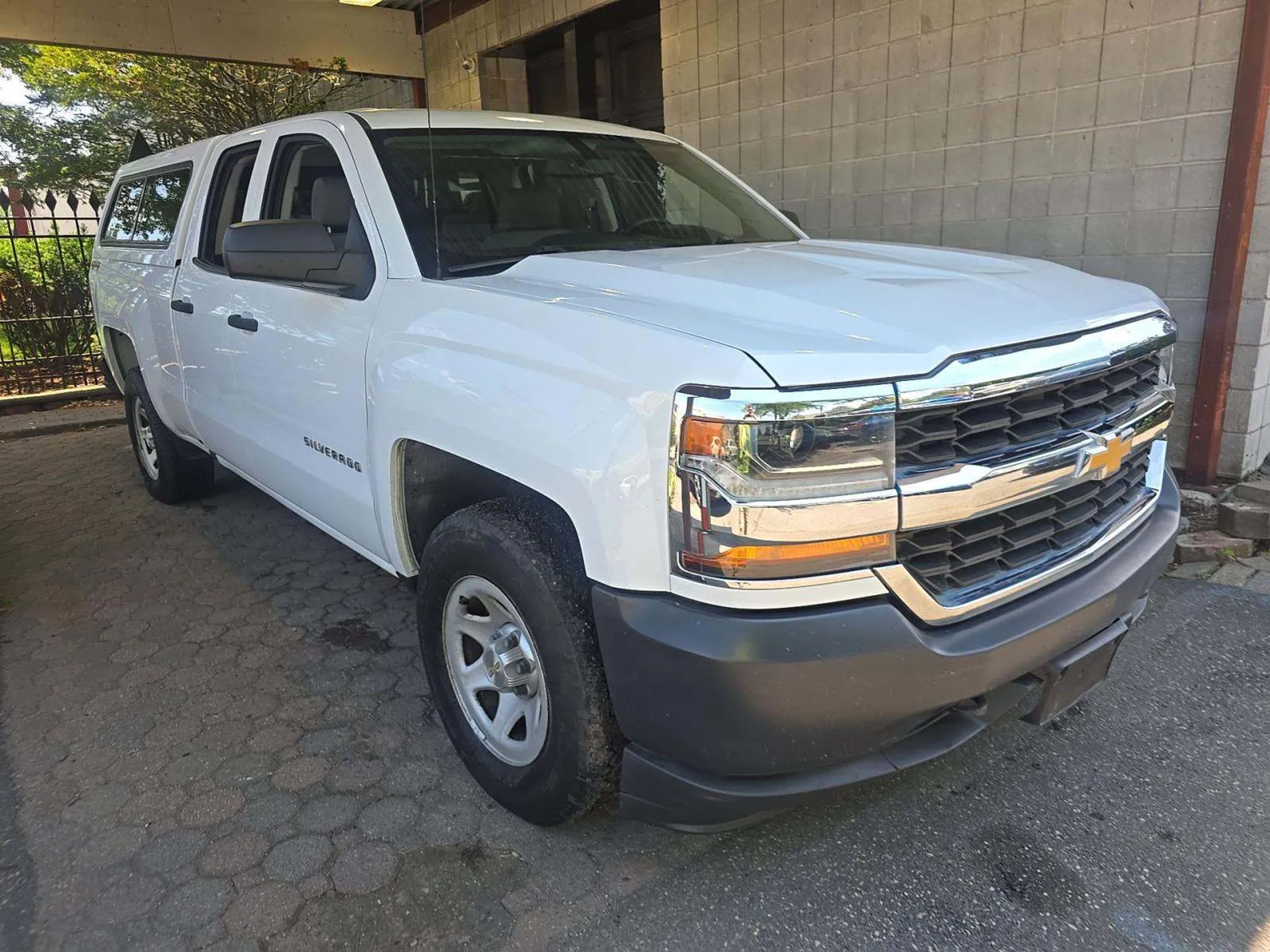 chevrolet silverado 1500 2017 1GCVKNEH0HZ350022 image chevrolet silverado 1500 2017 1GCVKNEH0HZ350022 image